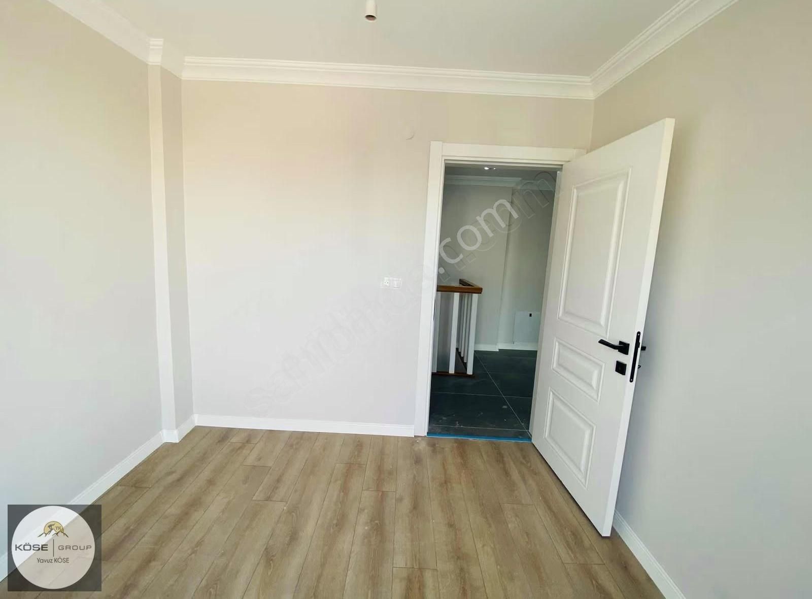 Darıcada İki Aile Kullanımına Uygun Satılık 5+1 Dubleks Daire ! - Görsel 31