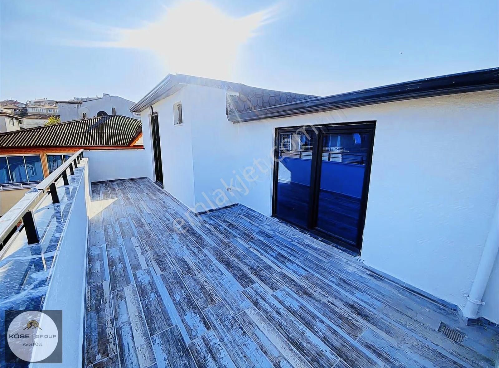 Darıcada İki Aile Kullanımına Uygun Satılık 5+1 Dubleks Daire ! - Görsel 18