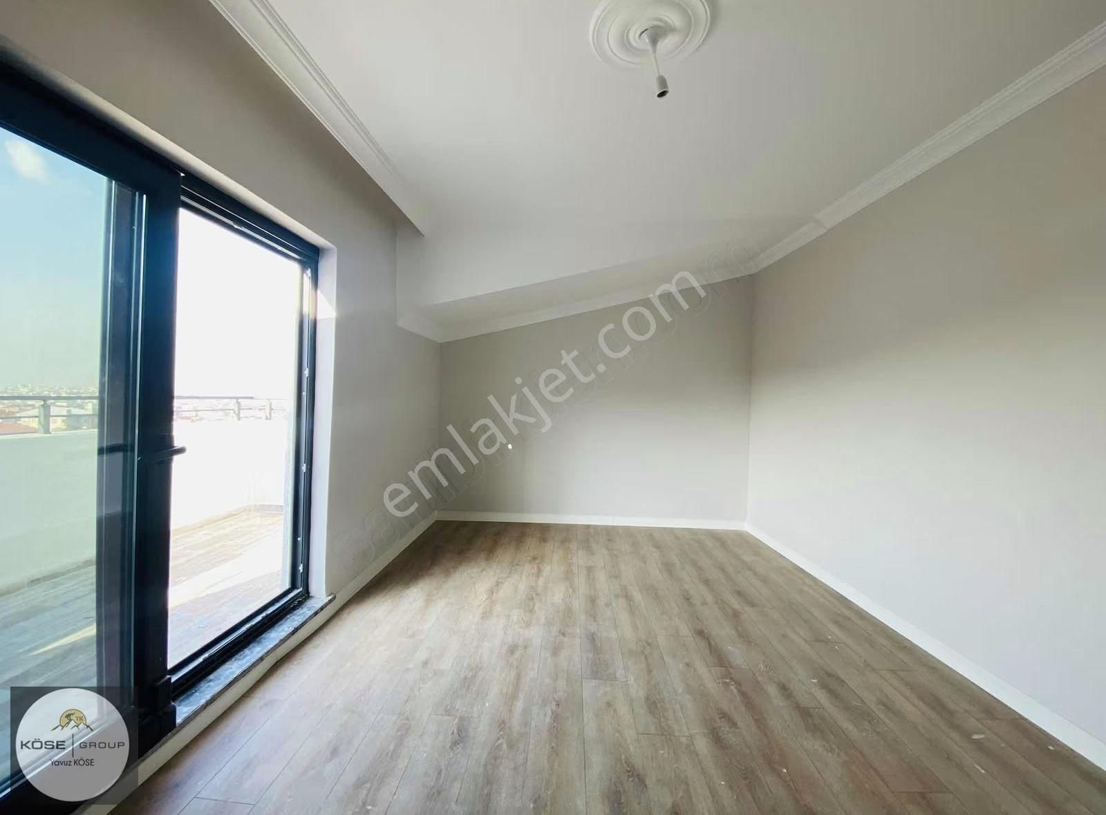 Darıcada İki Aile Kullanımına Uygun Satılık 5+1 Dubleks Daire ! - Görsel 19