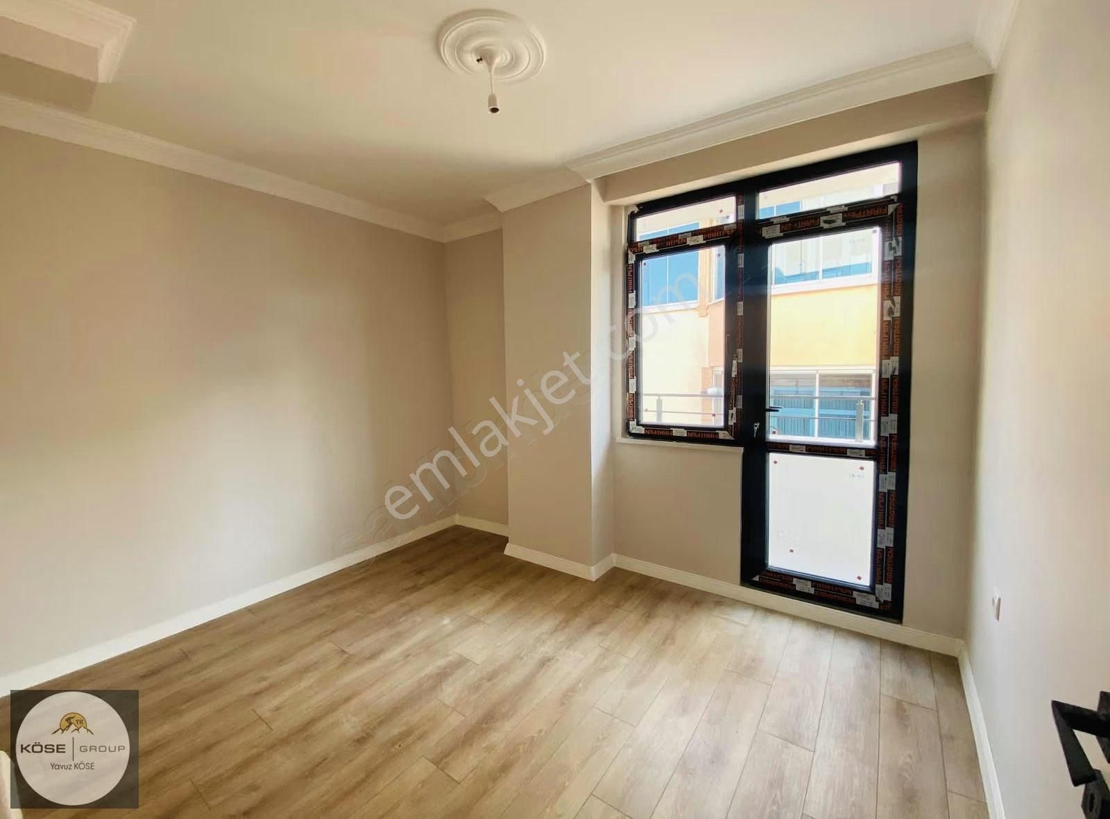 Darıcada İki Aile Kullanımına Uygun Satılık 5+1 Dubleks Daire ! - Görsel 9