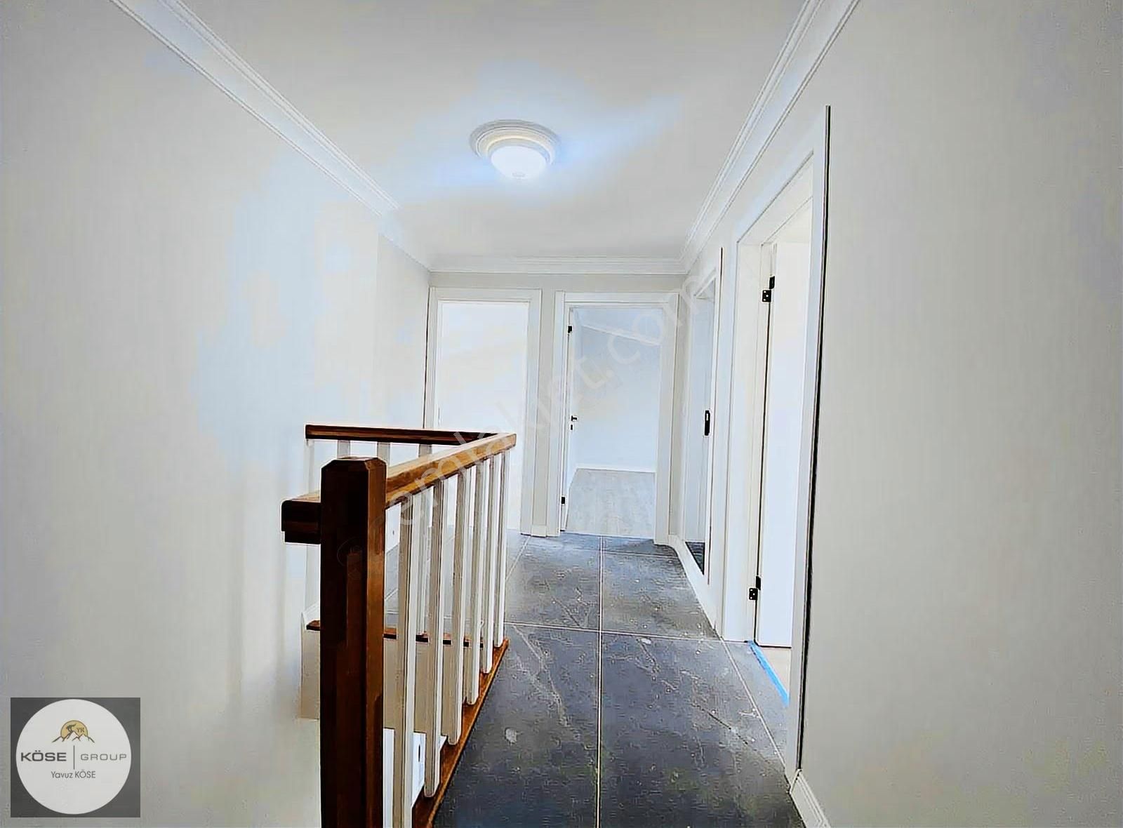 Darıcada İki Aile Kullanımına Uygun Satılık 5+1 Dubleks Daire ! - Görsel 23