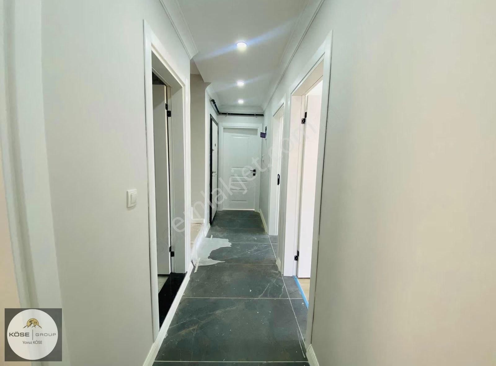 Darıcada İki Aile Kullanımına Uygun Satılık 5+1 Dubleks Daire ! - Görsel 3