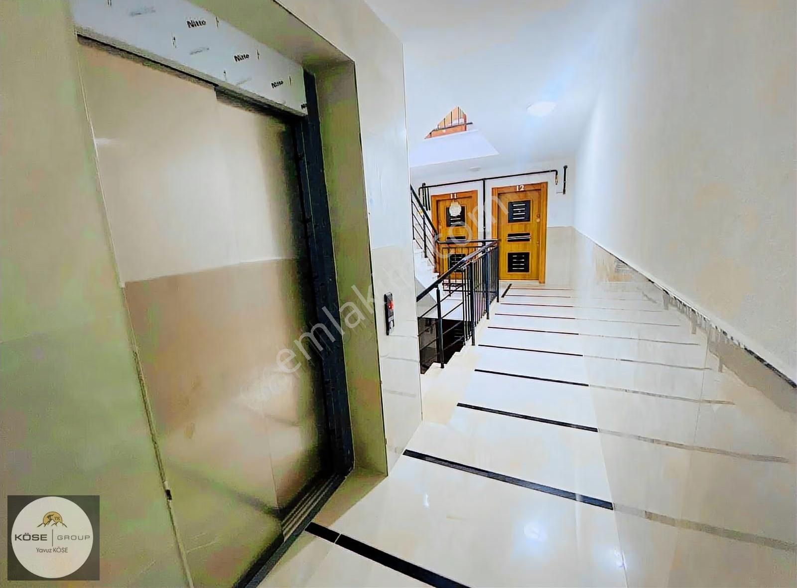 Darıca İstasyon Caddesinde 4+1 Satılık Dubleks Daire ! Asansörlü - Görsel 24