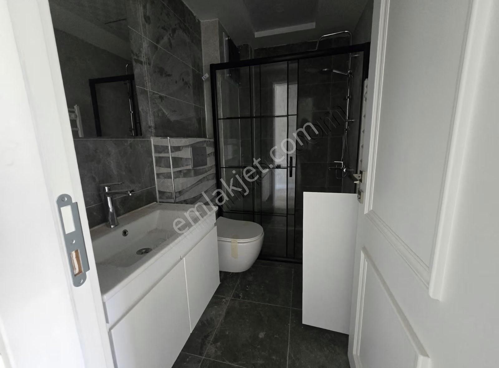 Bahçelievlerin En Gözde Yerinde 3+1 Sıfır Lüks Daire - Görsel 25