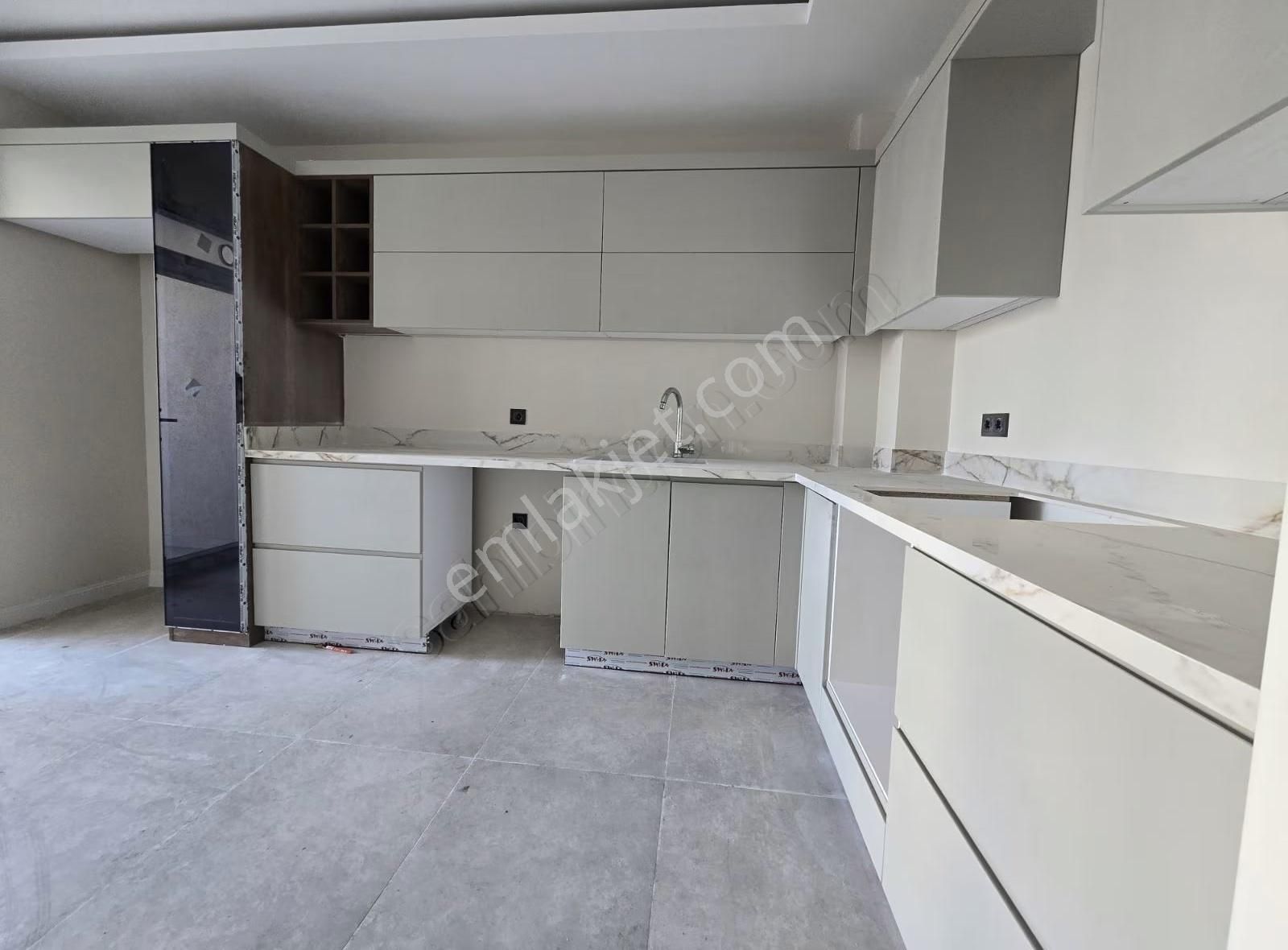 Bahçelievlerin En Gözde Yerinde 3+1 Sıfır Lüks Daire - Görsel 9