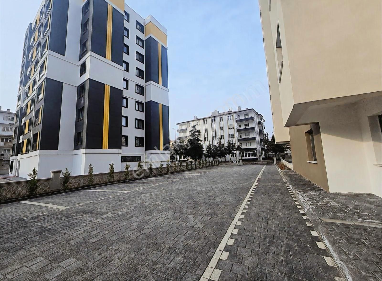 Bahçelievlerin En Gözde Yerinde 3+1 Sıfır Lüks Daire - Görsel 19