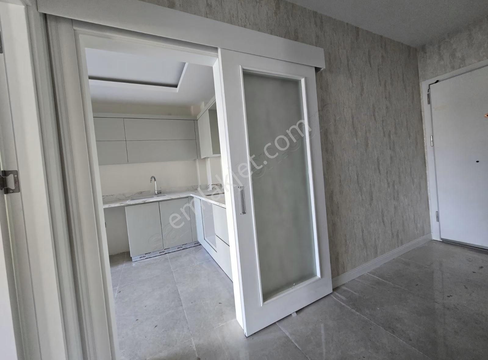 Bahçelievlerin En Gözde Yerinde 3+1 Sıfır Lüks Daire - Görsel 15