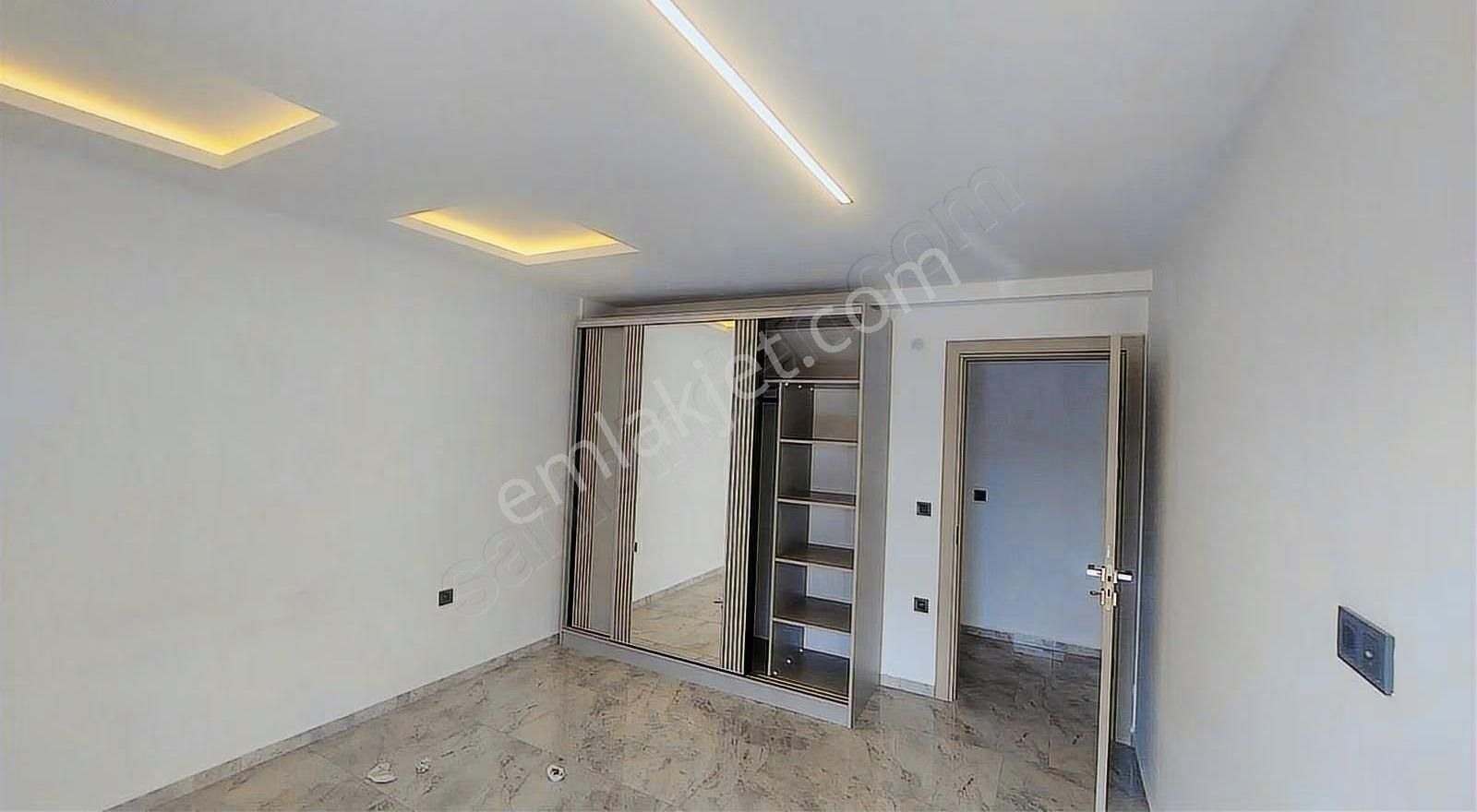 Kuşadası Sahil Sitelerinde Havuzlu Yerden Isıtmalı 3+1 Lüx Villa - Görsel 7