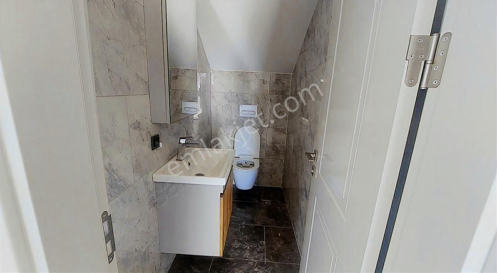 Kuşadası Sahil Sitelerinde Havuzlu Yerden Isıtmalı 3+1 Lüx Villa - Görsel 13