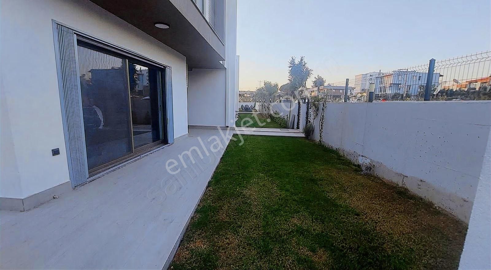 Kuşadası Sahil Sitelerinde Havuzlu Yerden Isıtmalı 3+1 Lüx Villa - Görsel 19