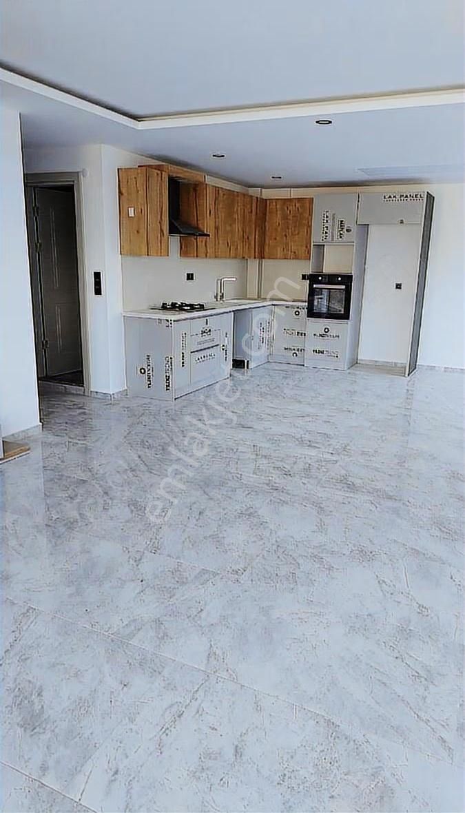 Kuşadası Sahil Sitelerinde Havuzlu Yerden Isıtmalı 3+1 Lüx Villa - Görsel 8