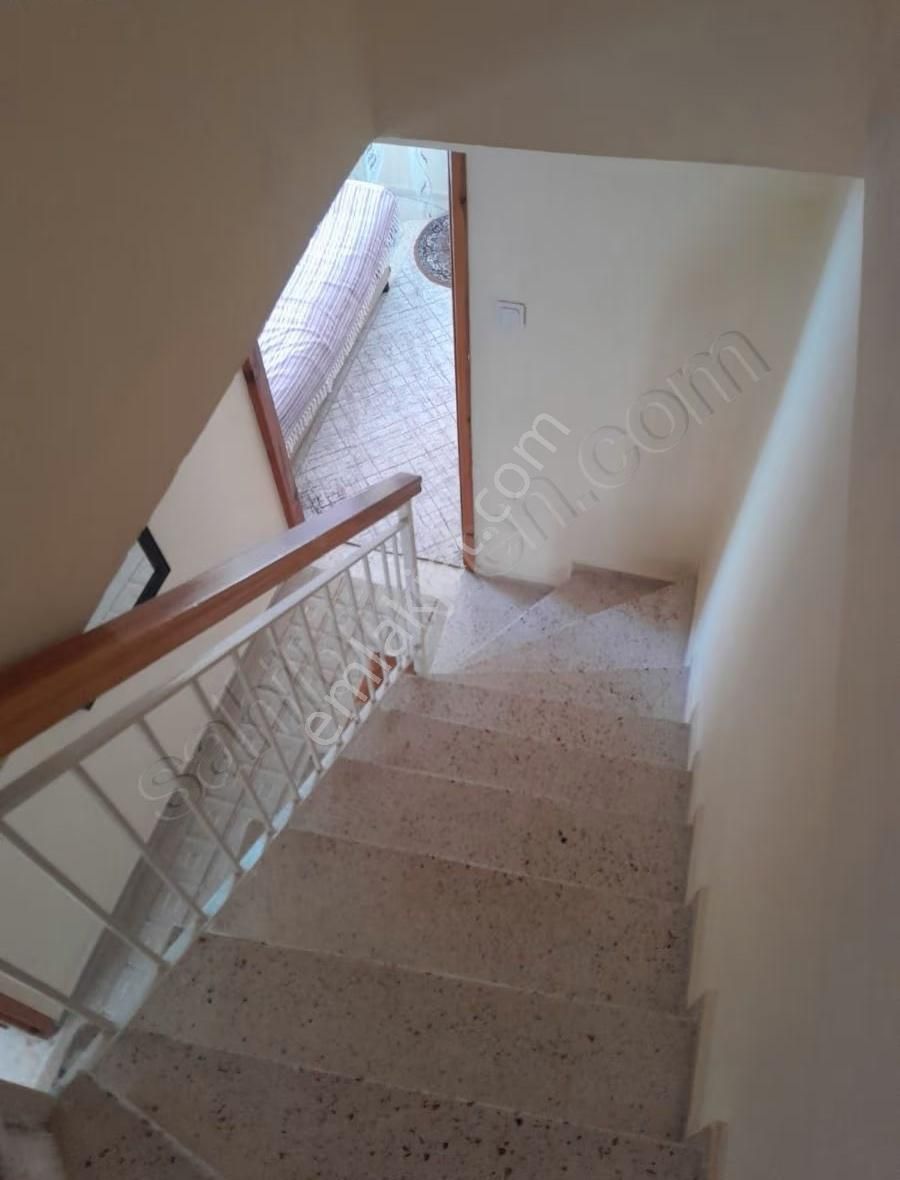 Kuşadası Aveme Arkası Denize 500 Mt Mesafede Satılık 4+1 Triplex - Görsel 12