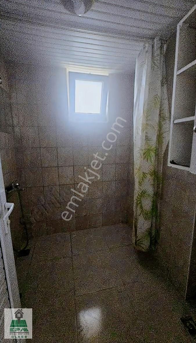 Güllerpınarı Mevkiinde Denize Yakın Konumda Kiralık 2+1 Daire - Görsel 2
