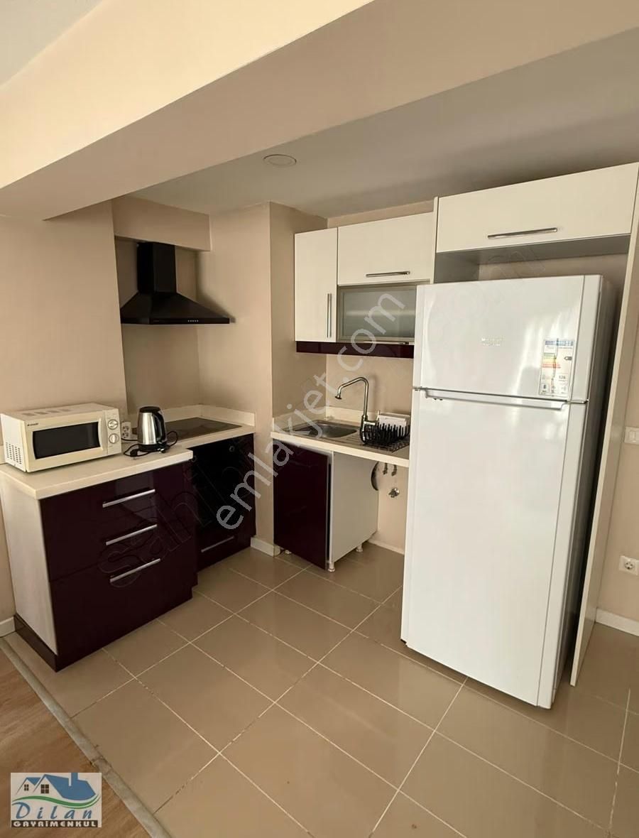 Nazım Hikmet'te 1+1 Satılık Daire Metrobüse Yakın Merkezdee - Görsel 4