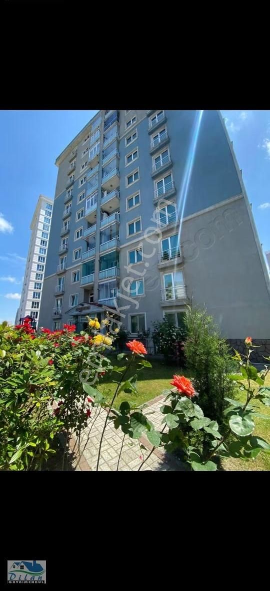 Dilan Gyo'dan Kiralık 3+1 Eşyalı Daire Metrobüse Yakın Merkezdee