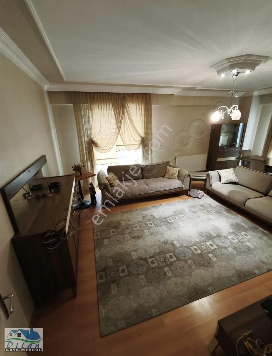 Dilan Gyo'dan Kiralık 3+1 Eşyalı Daire Metrobüse Yakın Merkezdee - Görsel 16