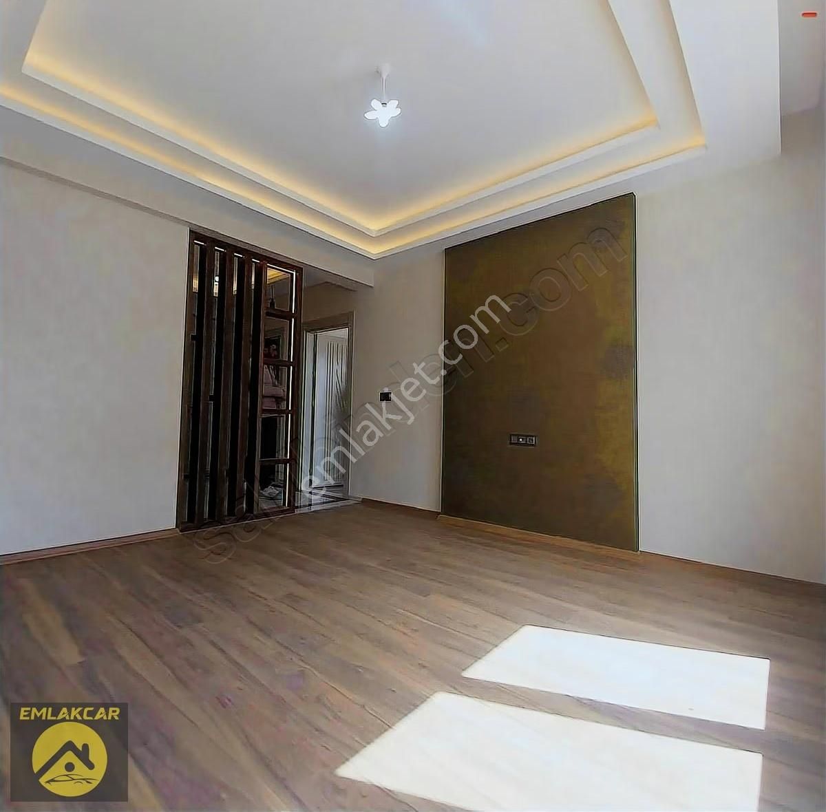 Emlakcar Dan Uluğbey Mahallesinde Site İçerisinde Lüks 3+1 Daire - Görsel 8