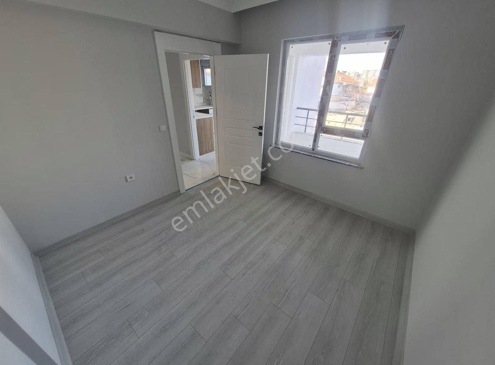 Yeni Binada 3+1 Kiralık Daire - Görsel 10