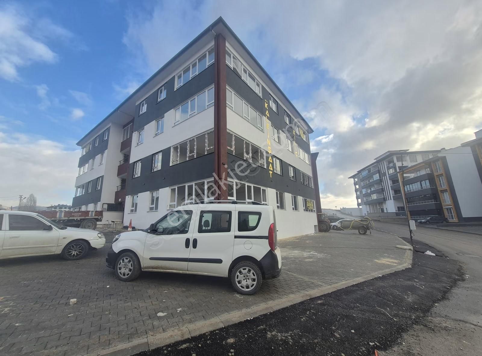 Yeni Binada 3+1 Kiralık Daire - Görsel 12