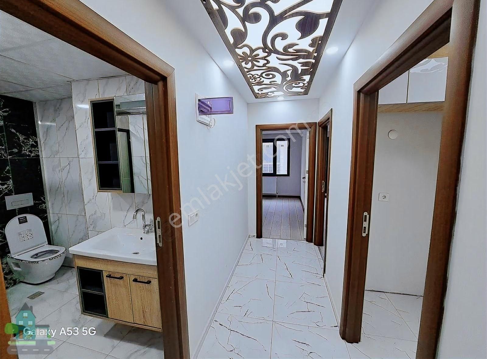 Satılık 2+1 Daire Normal Katlarda İskanlı Kat Mülkiyet Tapulu - Görsel 3