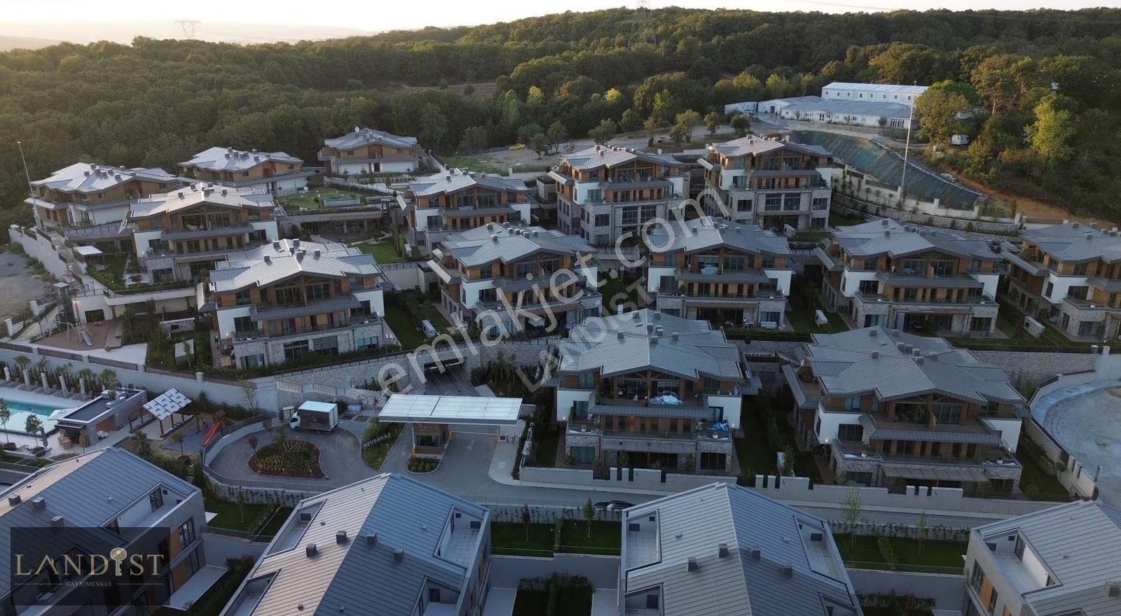 Nevbahar Kemer Evlerinde 4+1bahçeli,160 M²kiralık Prestij Daire - Görsel 4