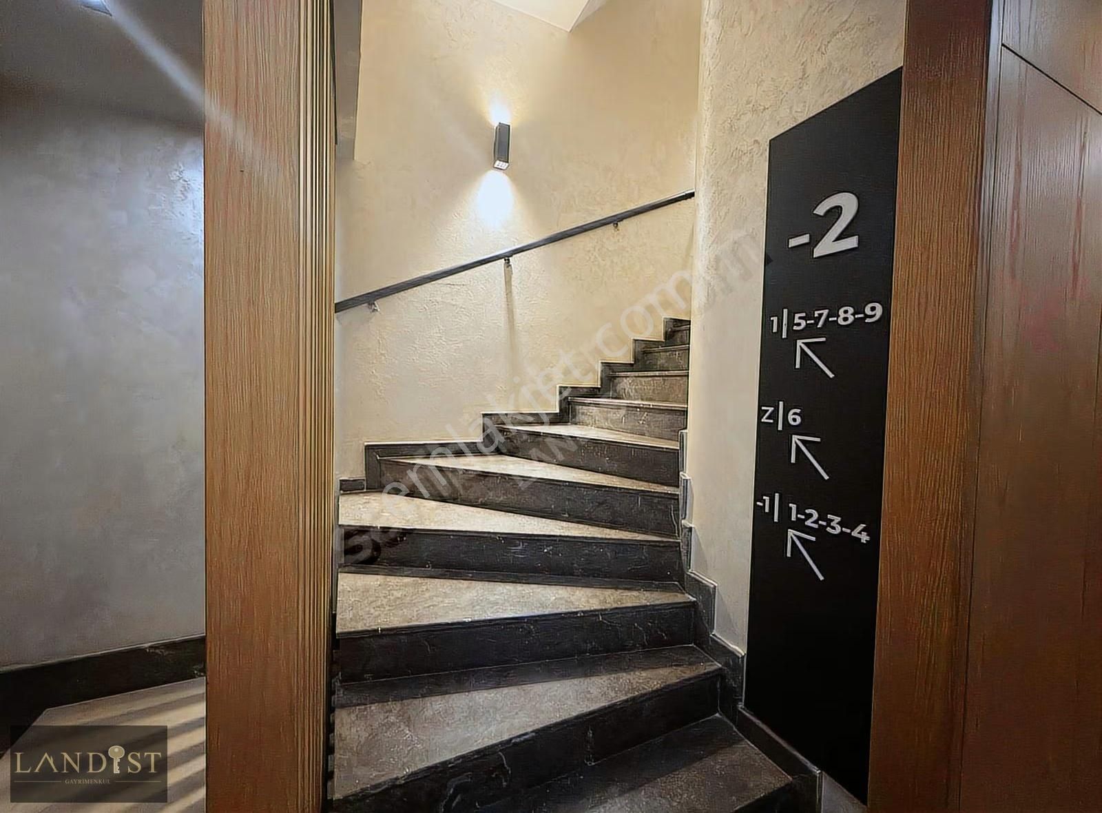 Nevbahar Kemer Evlerinde 4+1bahçeli,160 M²kiralık Prestij Daire - Görsel 18