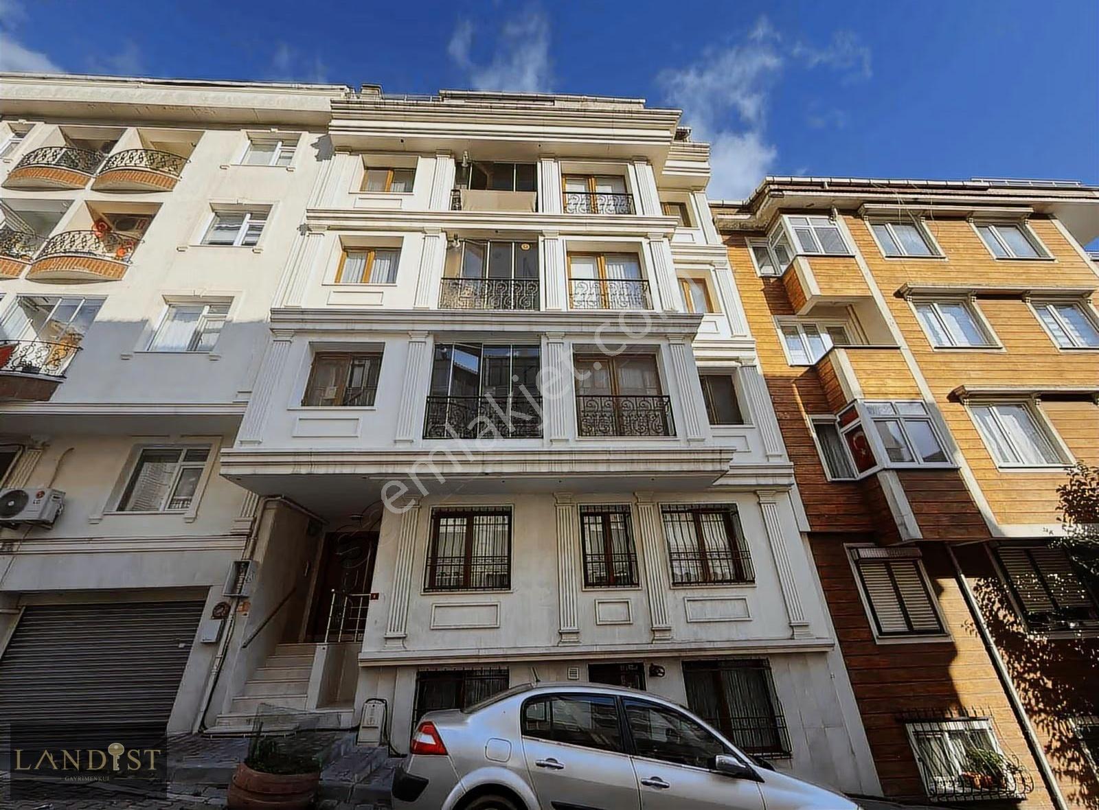 Rami Merkezde Ultra Lüks 4+2 Çift Mutfaklı Teraslı Dubleks Daire