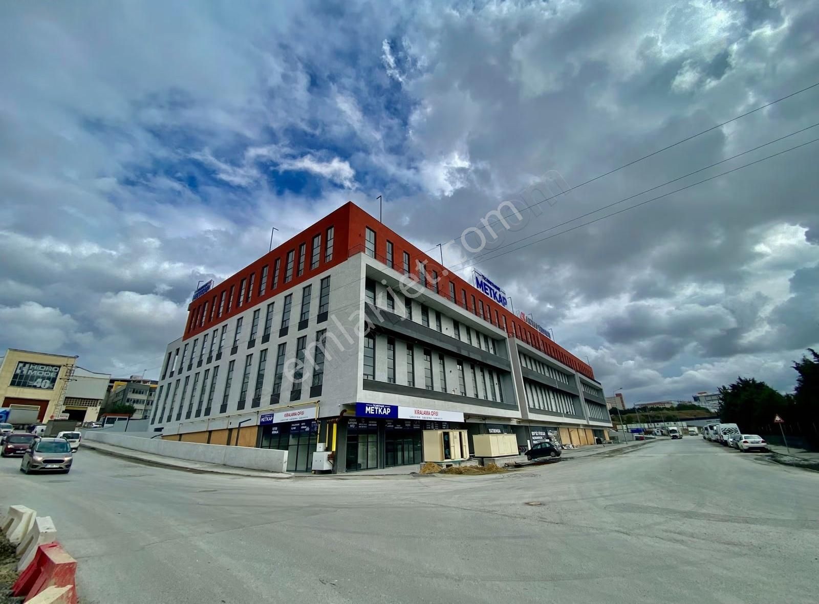 Özel Fırsatlar İle 3.110 M2 Depo/iş Yeri Hadımköy Ticarethane Metkap'ta! - Görsel 2