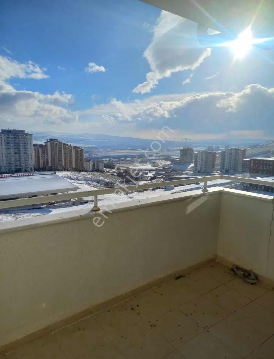 Yapracık 4.bölgede Merkezi Konumda Geniş Full Manzaralı Daire - Görsel 3