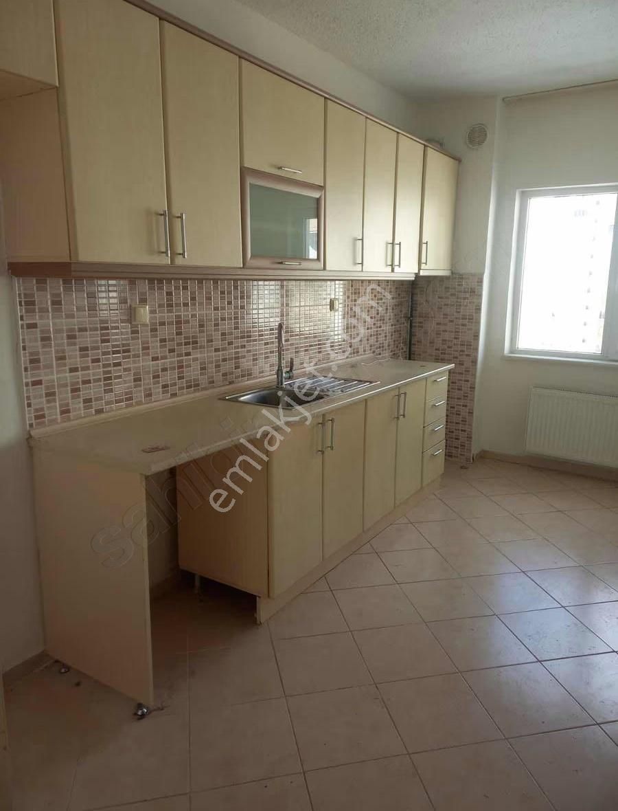 Yapracık 4.bölgede Merkezi Konumda Geniş Full Manzaralı Daire - Görsel 12