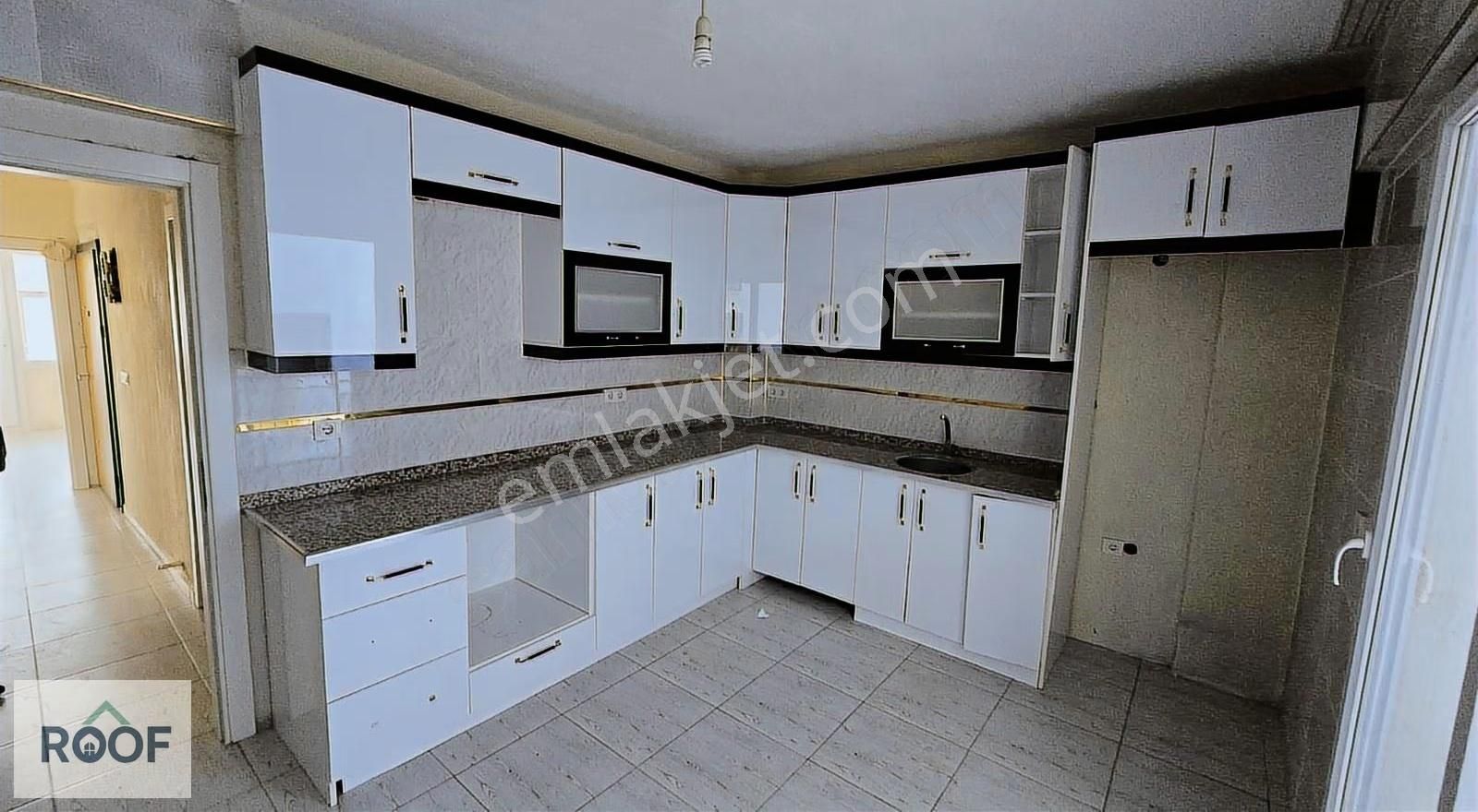 Yunus Emre Mah.'de Geniş Ebeveyn Banyolu Kiralık 3+1 Daire