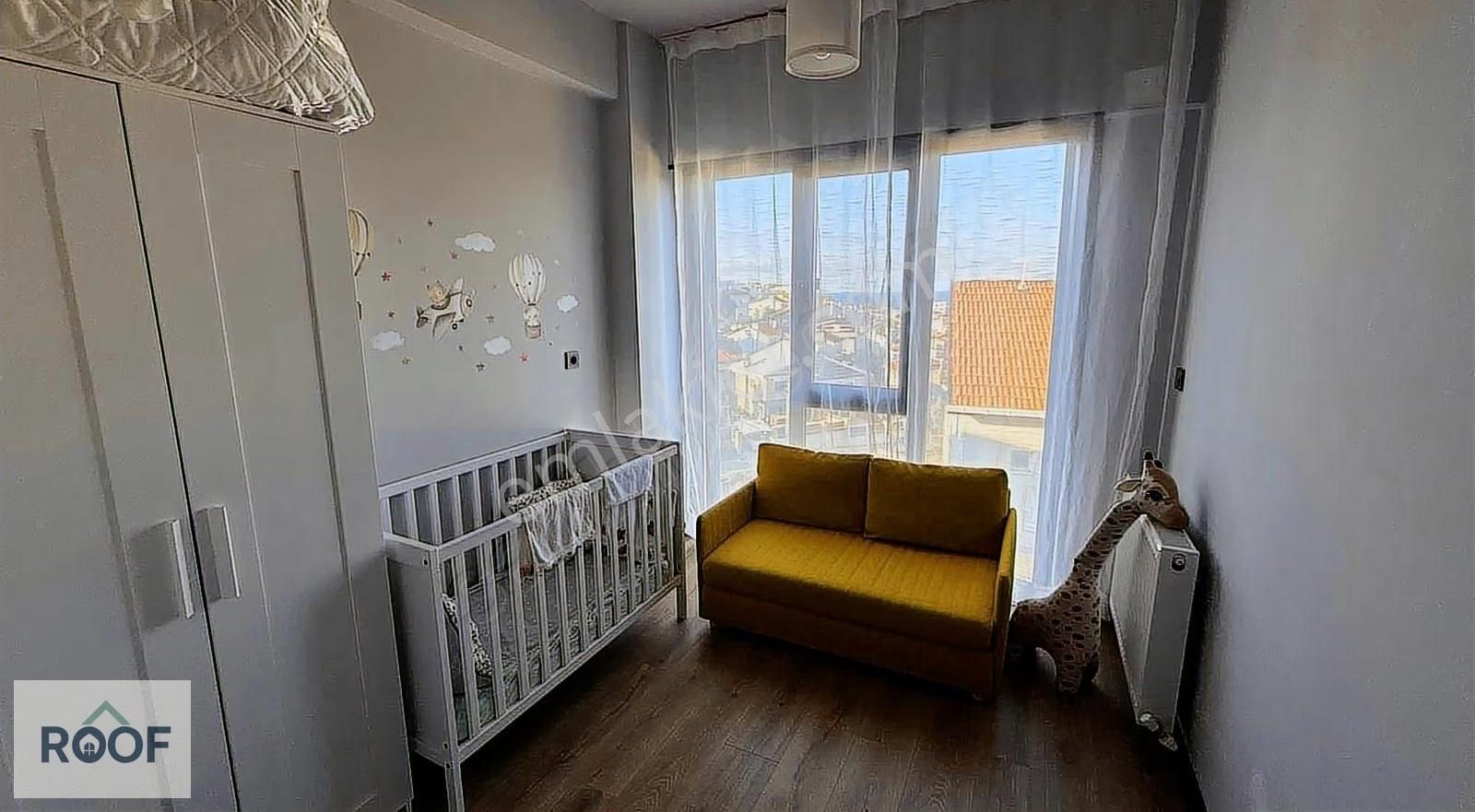 Yeni Foça Donatkent Sitesinde Tripleks Deniz Manzaralı Villa - Görsel 22