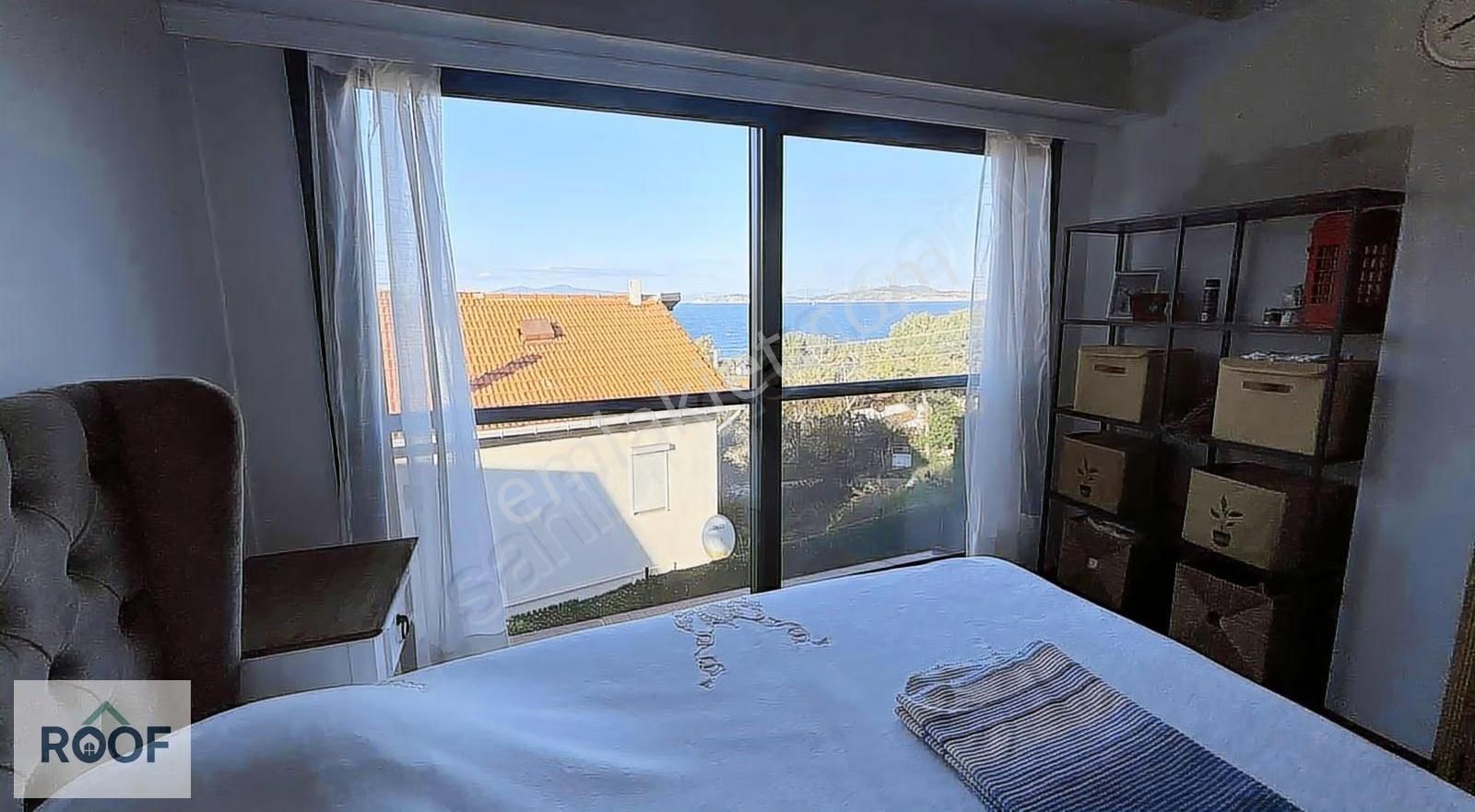 Yeni Foça Donatkent Sitesinde Tripleks Deniz Manzaralı Villa - Görsel 28