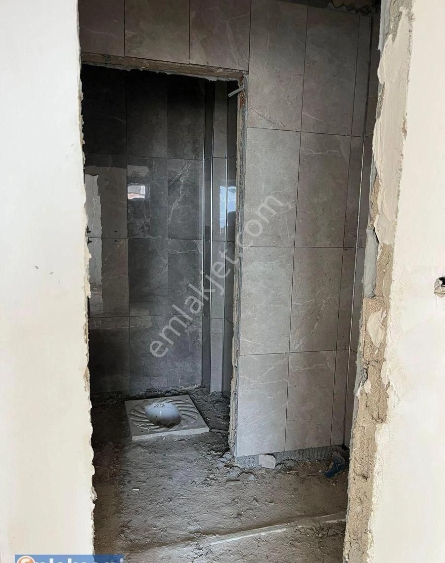 Emlaknomi'den Hastahane Yanı Satılık 3 Aya Teslim 2+1 Daire - Görsel 3