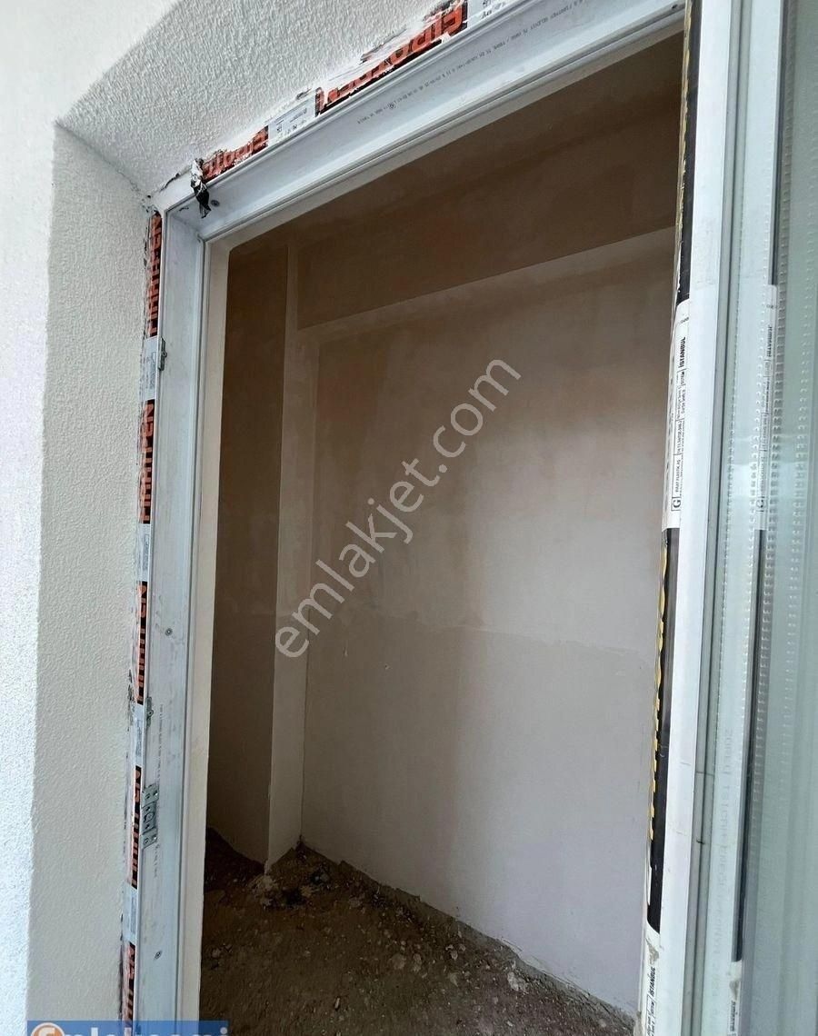 Emlaknomi'den Hastahane Yanı Satılık 3 Aya Teslim 2+1 Daire - Görsel 11