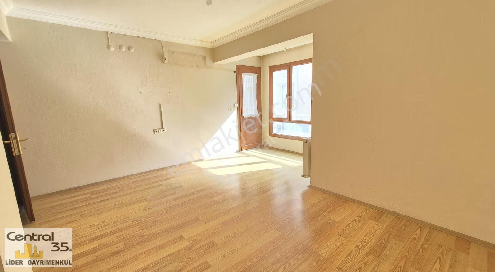 Central35 Akıncılar Mh. 95 M2 2+1 D.gaz Arakat Koşu İzban Yanı - Görsel 9