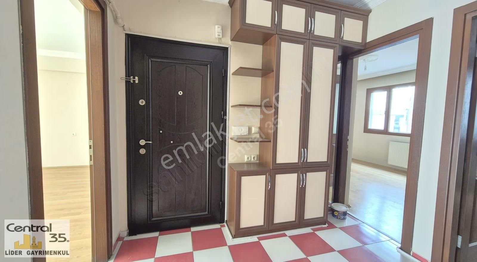 Central35 Akıncılar Mh. 95 M2 2+1 D.gaz Arakat Koşu İzban Yanı - Görsel 3