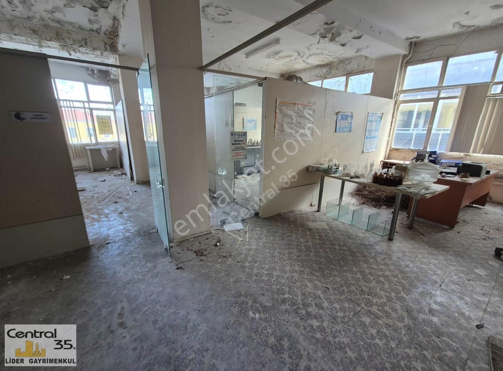 Central 35'den Basmane Gar Karşısı Meydanda 180 M2 İş Yeri - Görsel 6