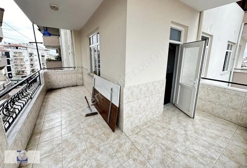 Şehir Merkezinde Emsallerinin Altında Asansörlü Satılık Daire - Görsel 8