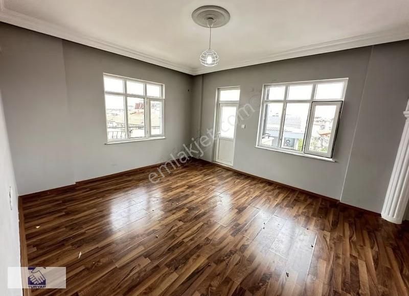 Şehir Merkezinde Emsallerinin Altında Asansörlü Satılık Daire - Görsel 6