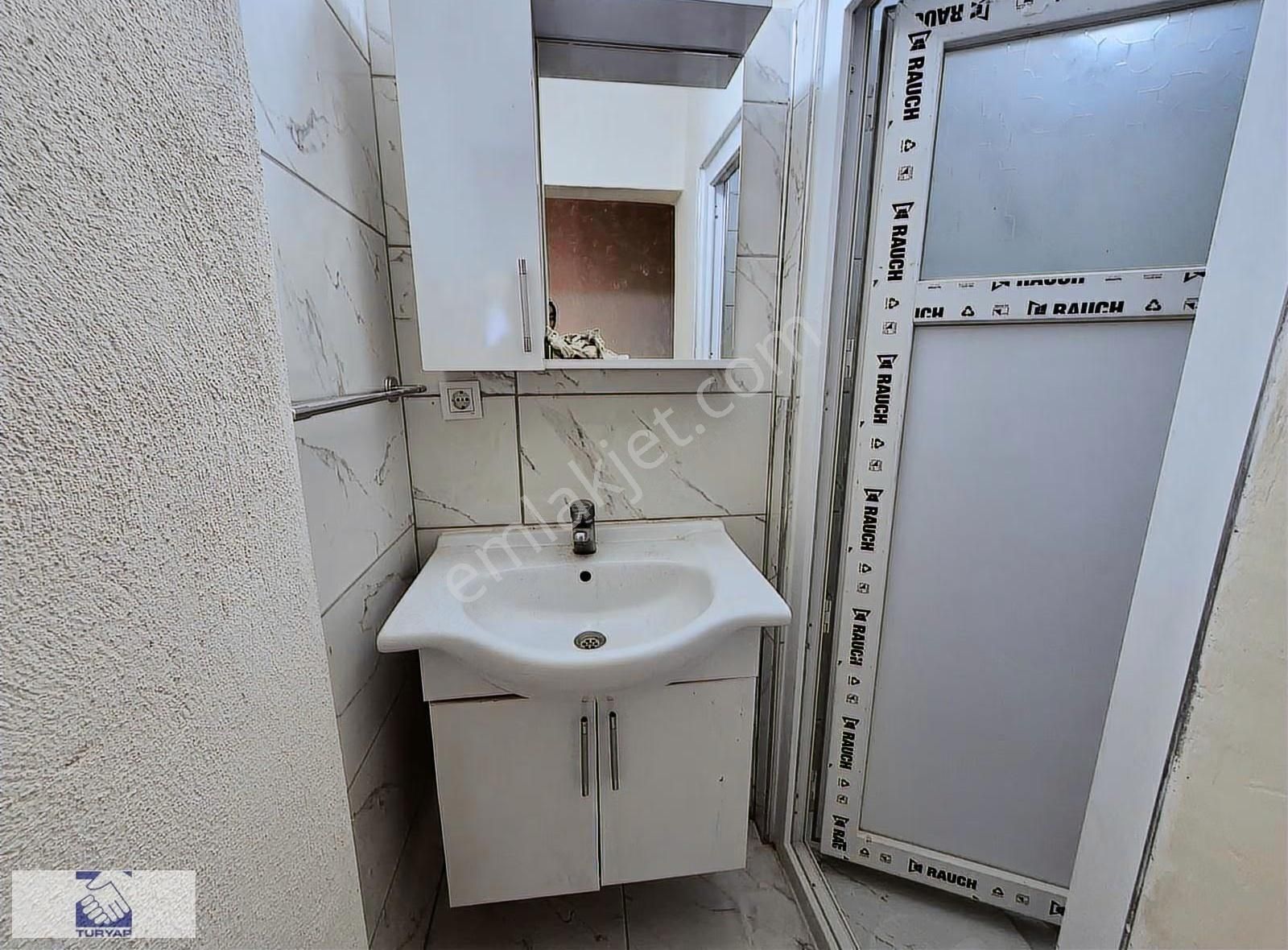 Barbaros Caddesi Üzeri Kiralık 2+1 Asansörlü Daire - Görsel 2