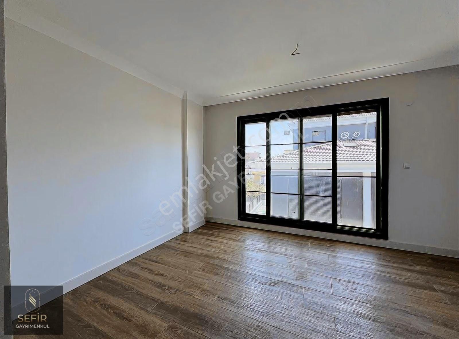 Seferihisar'da Müstakil Havuzlu 4+1 Villa - Görsel 13