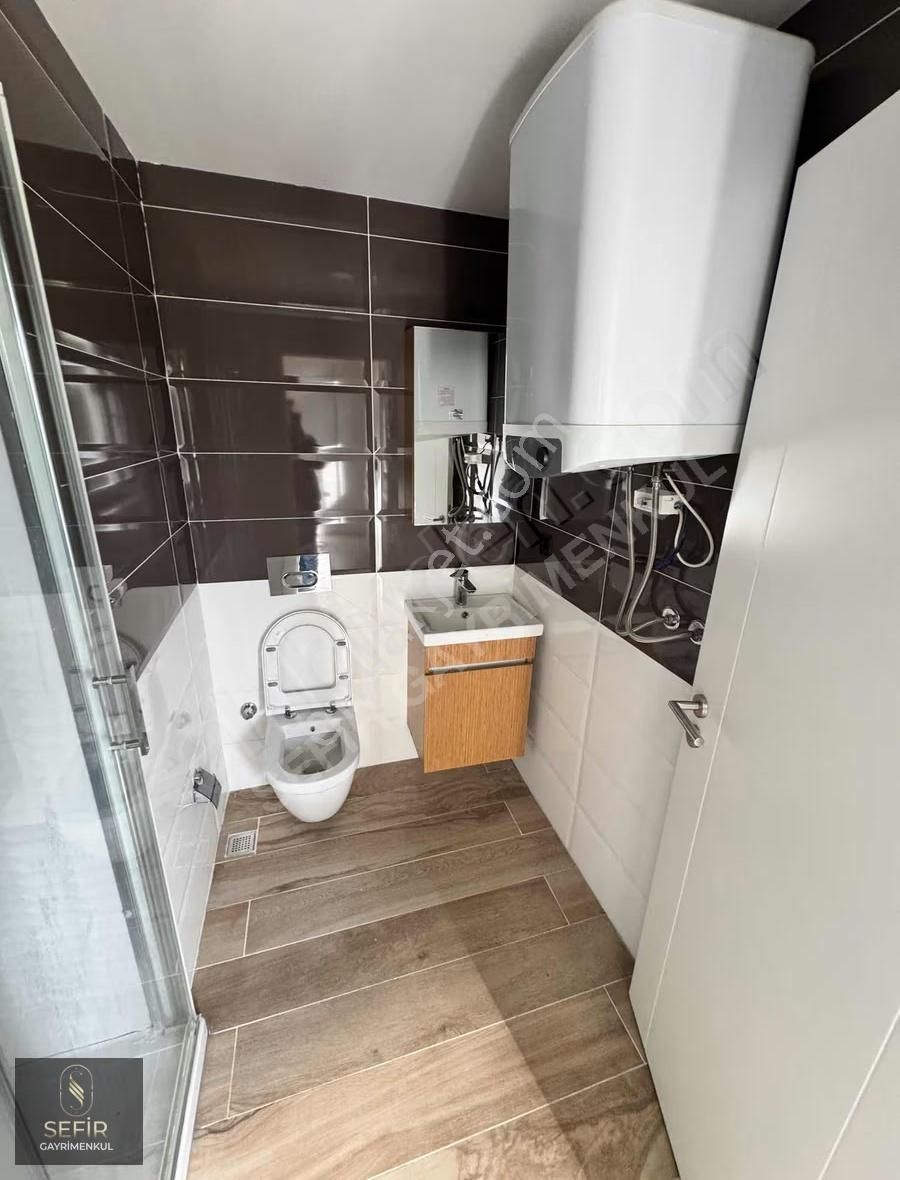 Güzelkent Sitesinde Havuzlu 3+1 Daire - Görsel 24