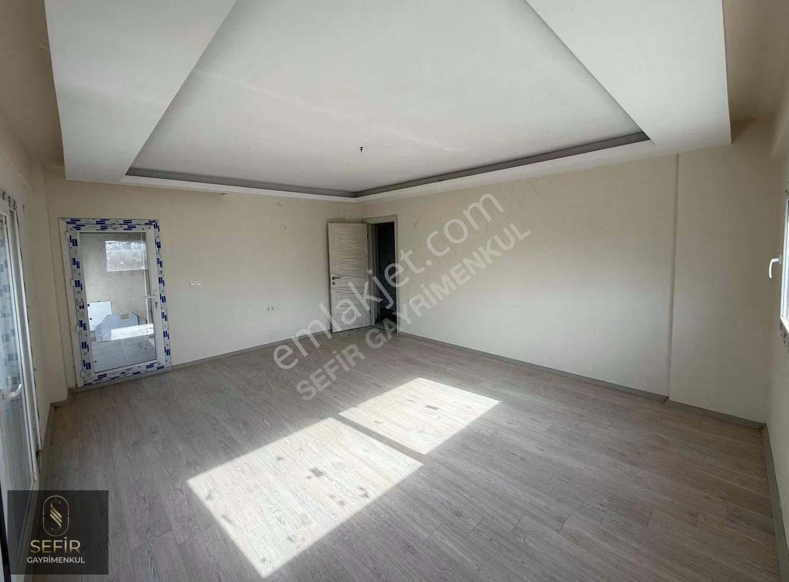 Nezih Bölgede Site İçerisinde K.mutfak Lüks 3+1 Daire - Görsel 9