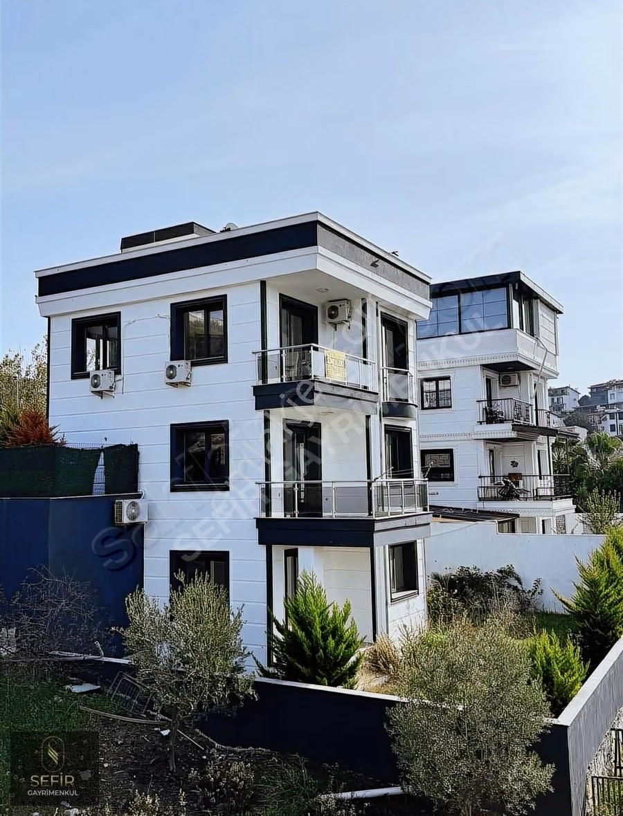 Akarca'da Denize Yürüme Mesafesinde Satılık Müstakil Villa - Görsel 23