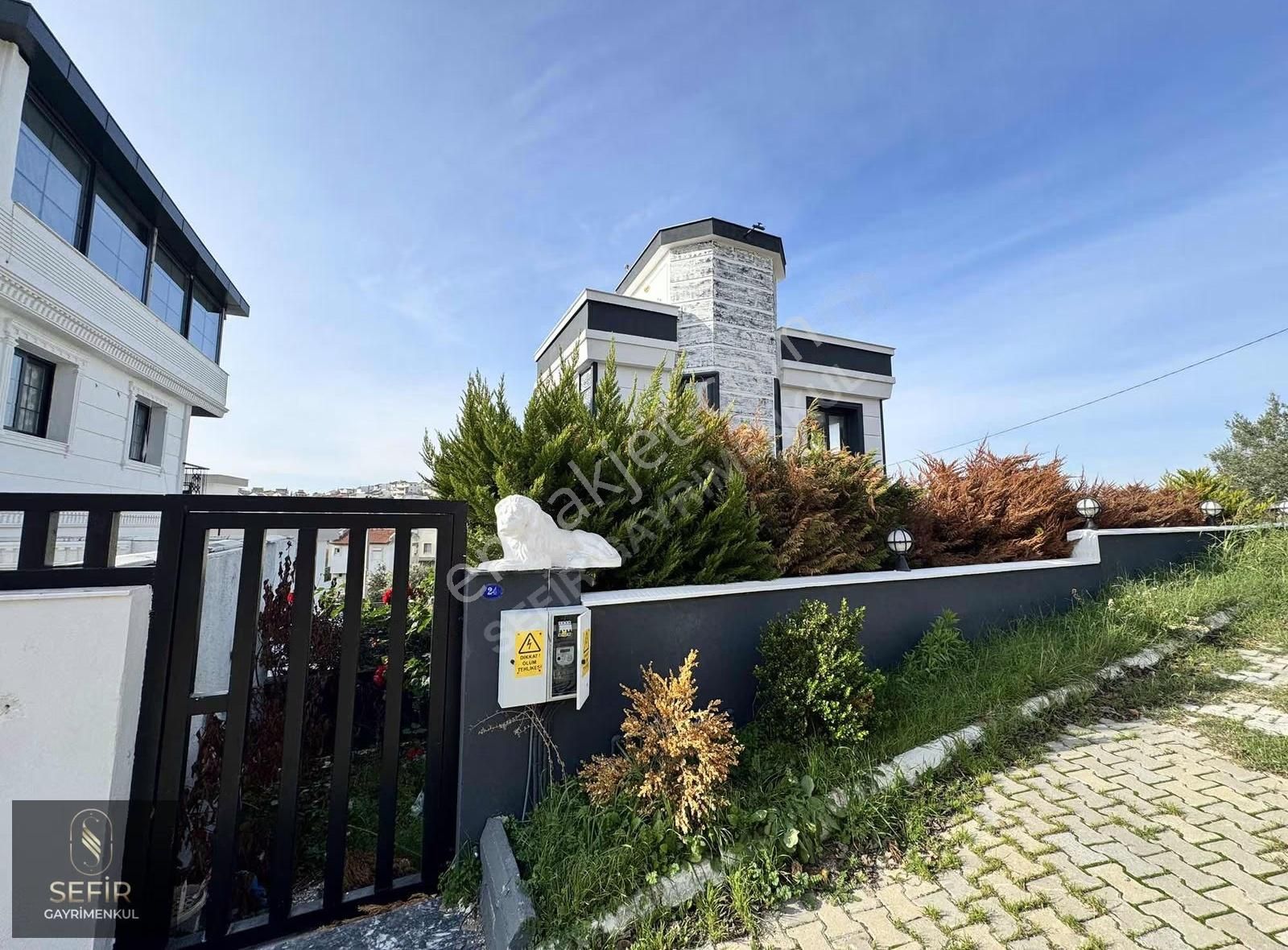 Akarca'da Denize Yürüme Mesafesinde Satılık Müstakil Villa - Görsel 11