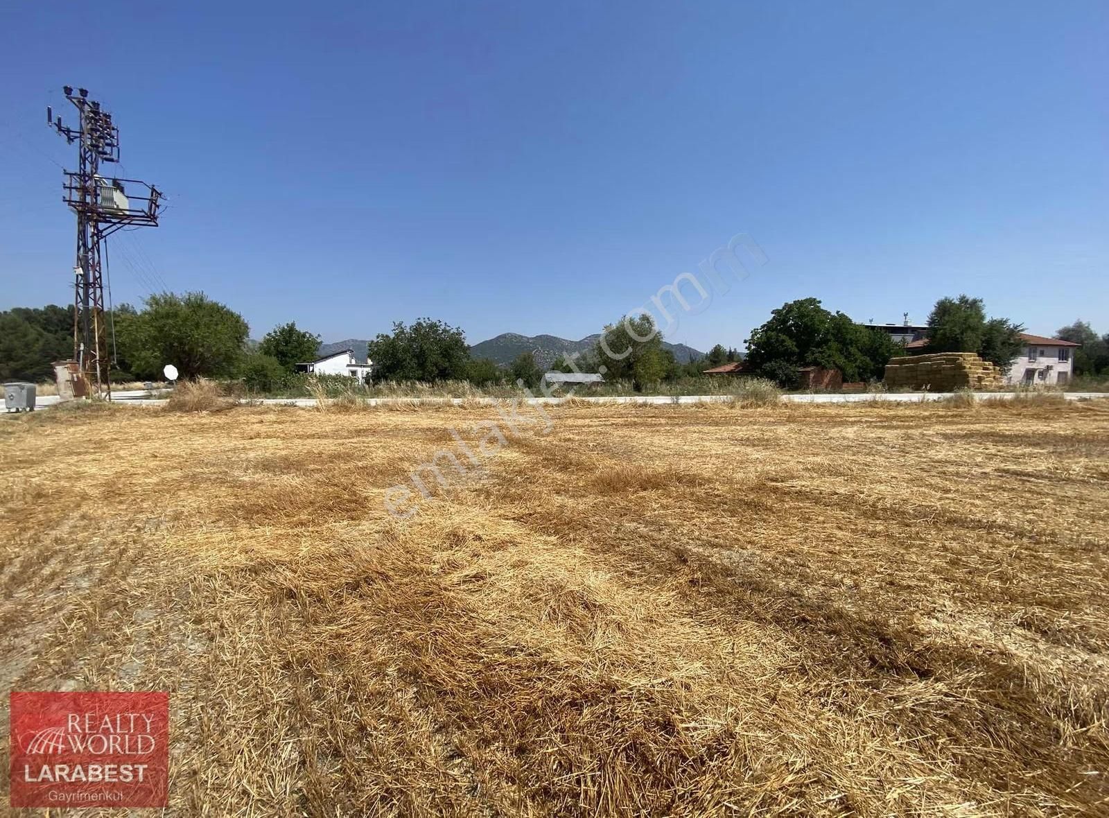 Bucak Kızılkaya'da 420 M2 Satılık İmarlı Arsa