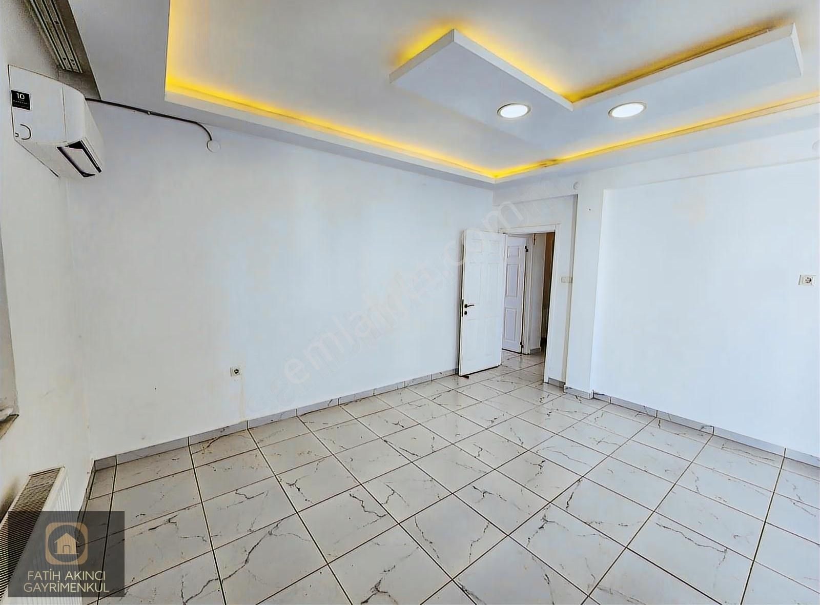 Güvenlikte Geniş 2+1 Temiz Daire - Görsel 3