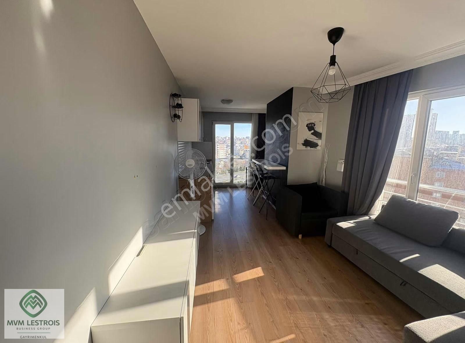 Ataşehir Finans Merkezi Manzaralı Eşyalı 1+0 Stüdyo Daire - Görsel 2