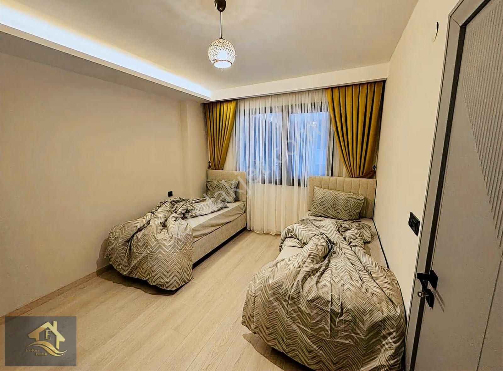 Kuşadası'nda Full Eşyalı Ayrı Mutfak Ebeveyn Banyolu 2+1 Daire - Görsel 8